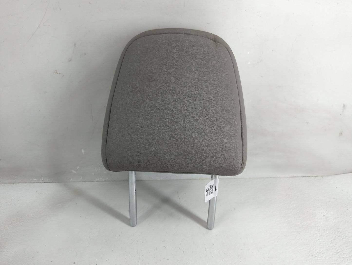 2019 Toyota Sienna Headrest Head Rest Rear Seat Fits OEM Used Auto Parts - Oemusedautoparts1.com