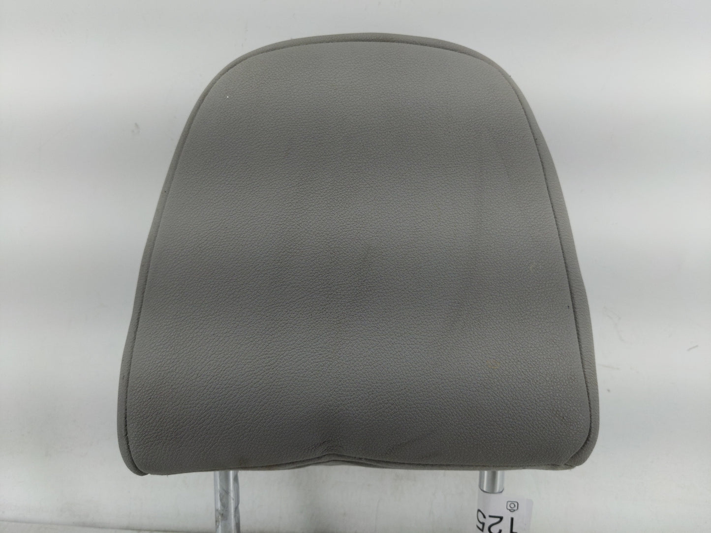 2019 Toyota Sienna Headrest Head Rest Front Driver Passenger Seat Fits OEM Used Auto Parts - Oemusedautoparts1.com