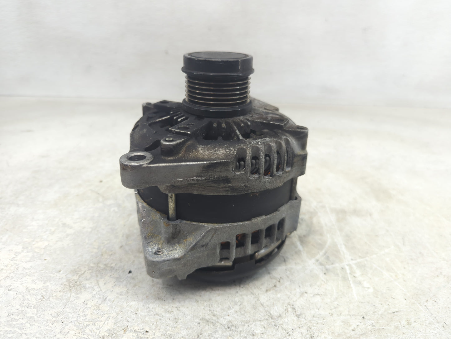 2017-2020 Toyota Sienna Alternator Replacement Generator Charging Assembly Engine OEM P/N:TN104211-0971 27060-0P420 Fits OEM