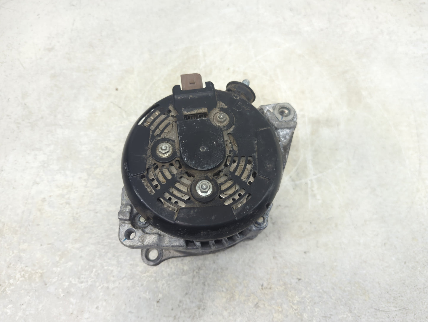 2017-2020 Toyota Sienna Alternator Replacement Generator Charging Assembly Engine OEM P/N:TN104211-0971 27060-0P420 Fits OEM