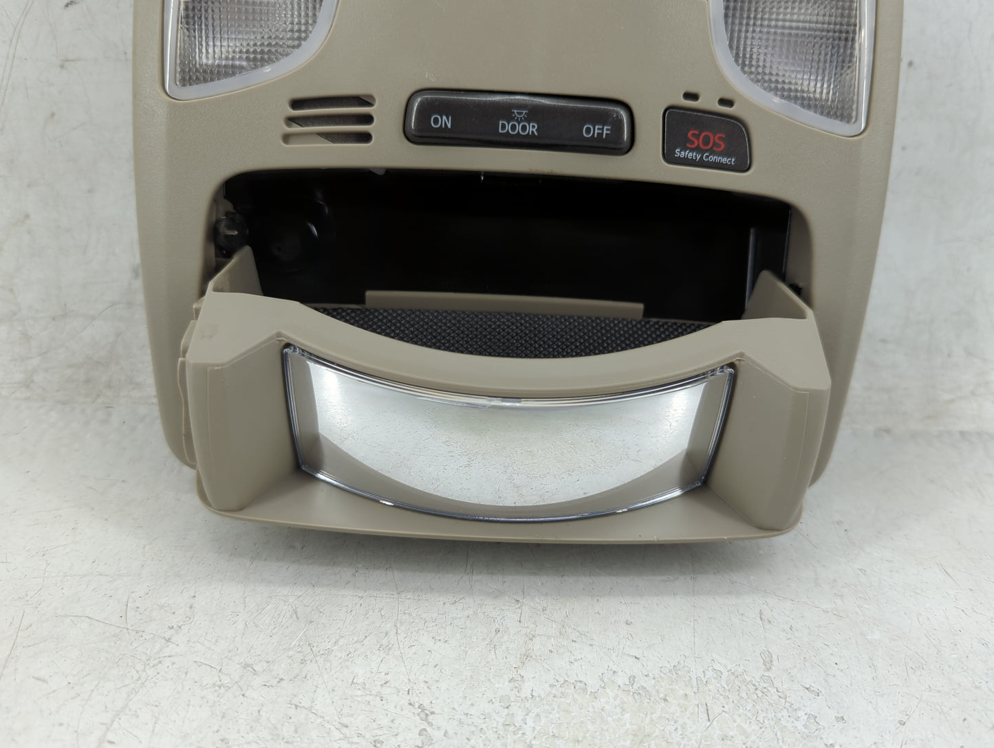 2019 Toyota Sienna Overhead Roof Console - Oemusedautoparts1.com