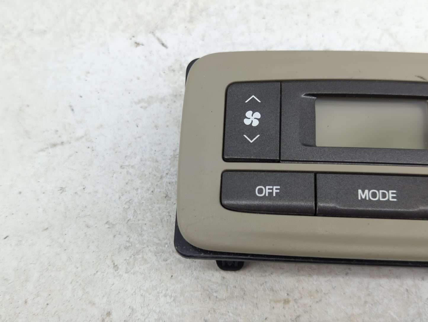 2011-2020 Toyota Sienna Temperature Control Module 75d875 - Oemusedautoparts1.com