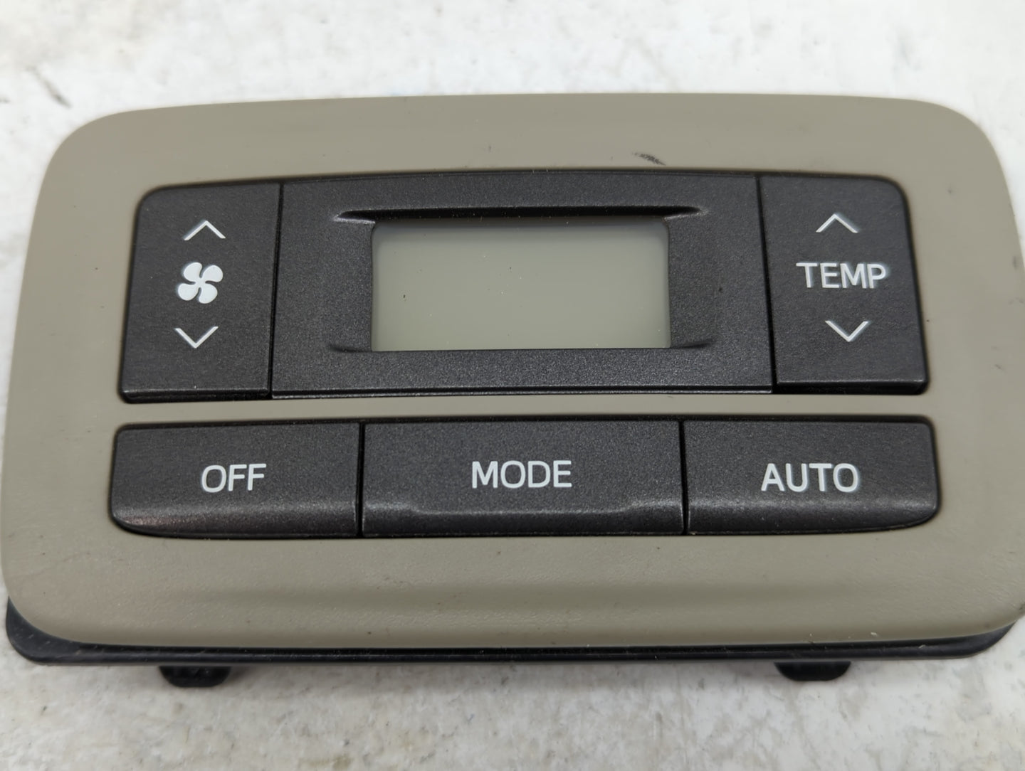 2011-2020 Toyota Sienna Temperature Control Module 75d875 - Oemusedautoparts1.com