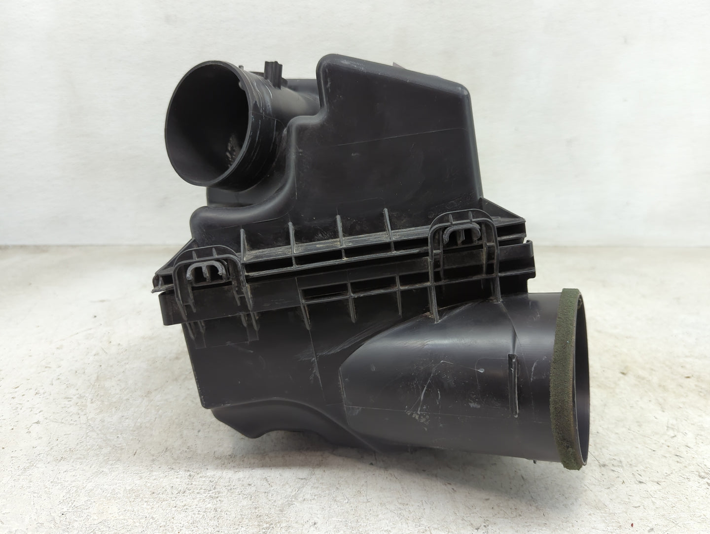 2017-2020 Toyota Sienna Air Cleaner Intake-duct Hose Tube - Oemusedautoparts1.com