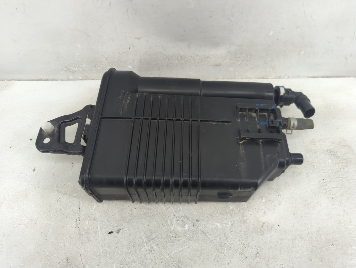 2019 Toyota Sienna Fuel Vapor Charcoal Canister - Oemusedautoparts1.com