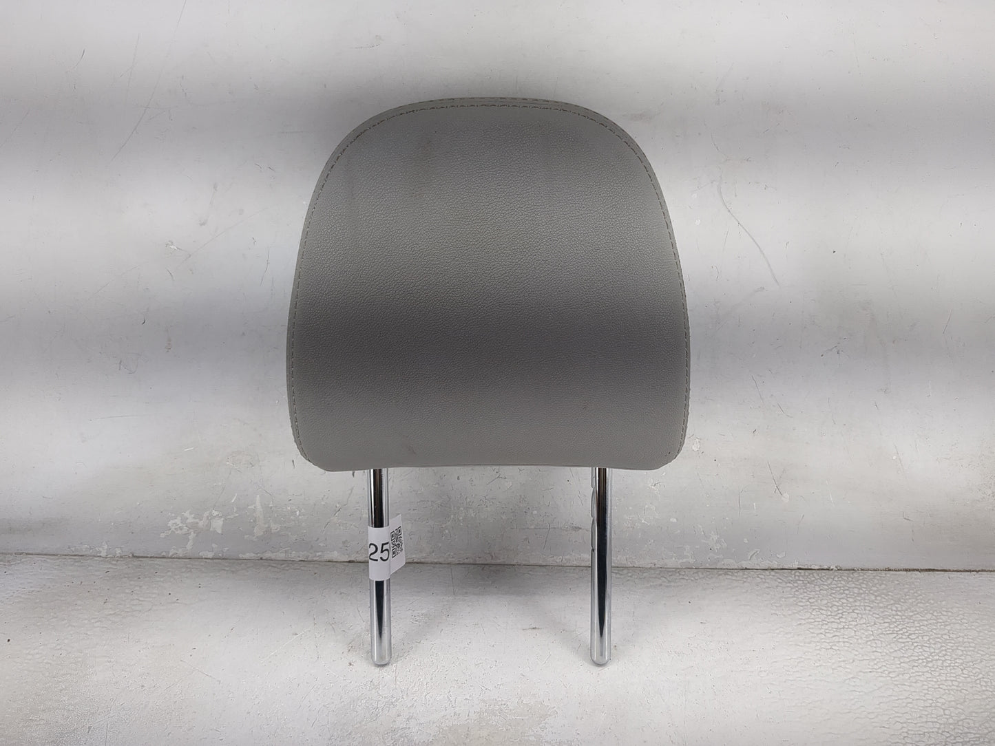 2012-2020 Toyota Sienna Headrest Head Rest Front Driver Seat Grey 1472259 - Oemusedautoparts1.com