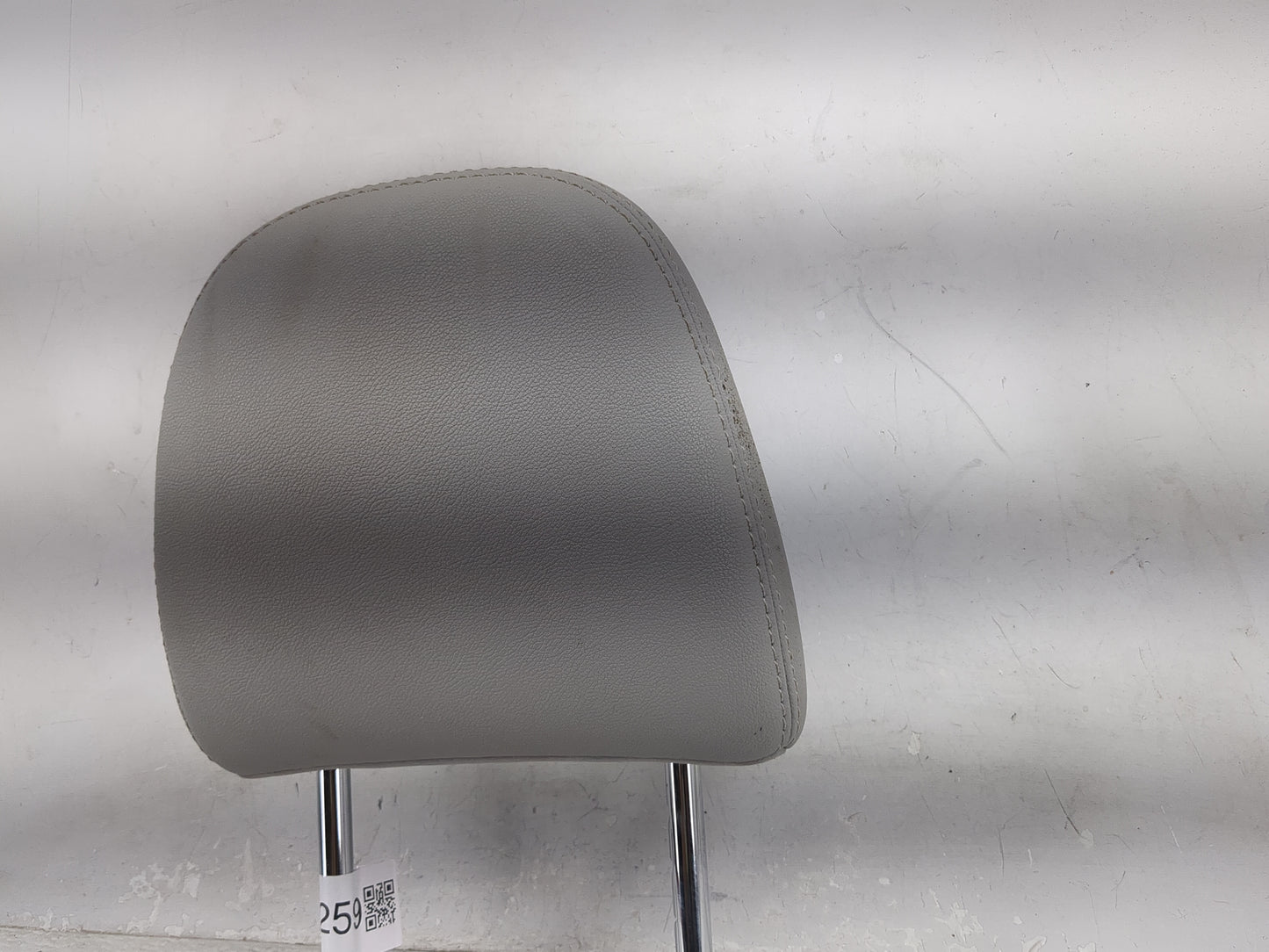 2012-2020 Toyota Sienna Headrest Head Rest Front Driver Seat Grey 1472259 - Oemusedautoparts1.com