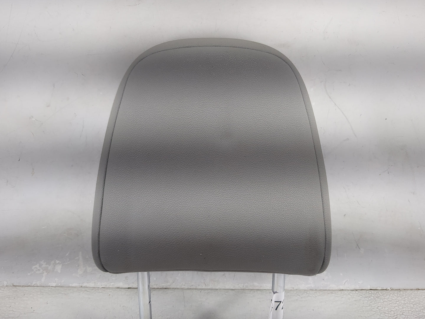 2012-2020 Toyota Sienna Headrest Head Rest Front Driver Seat Grey 1472259 - Oemusedautoparts1.com