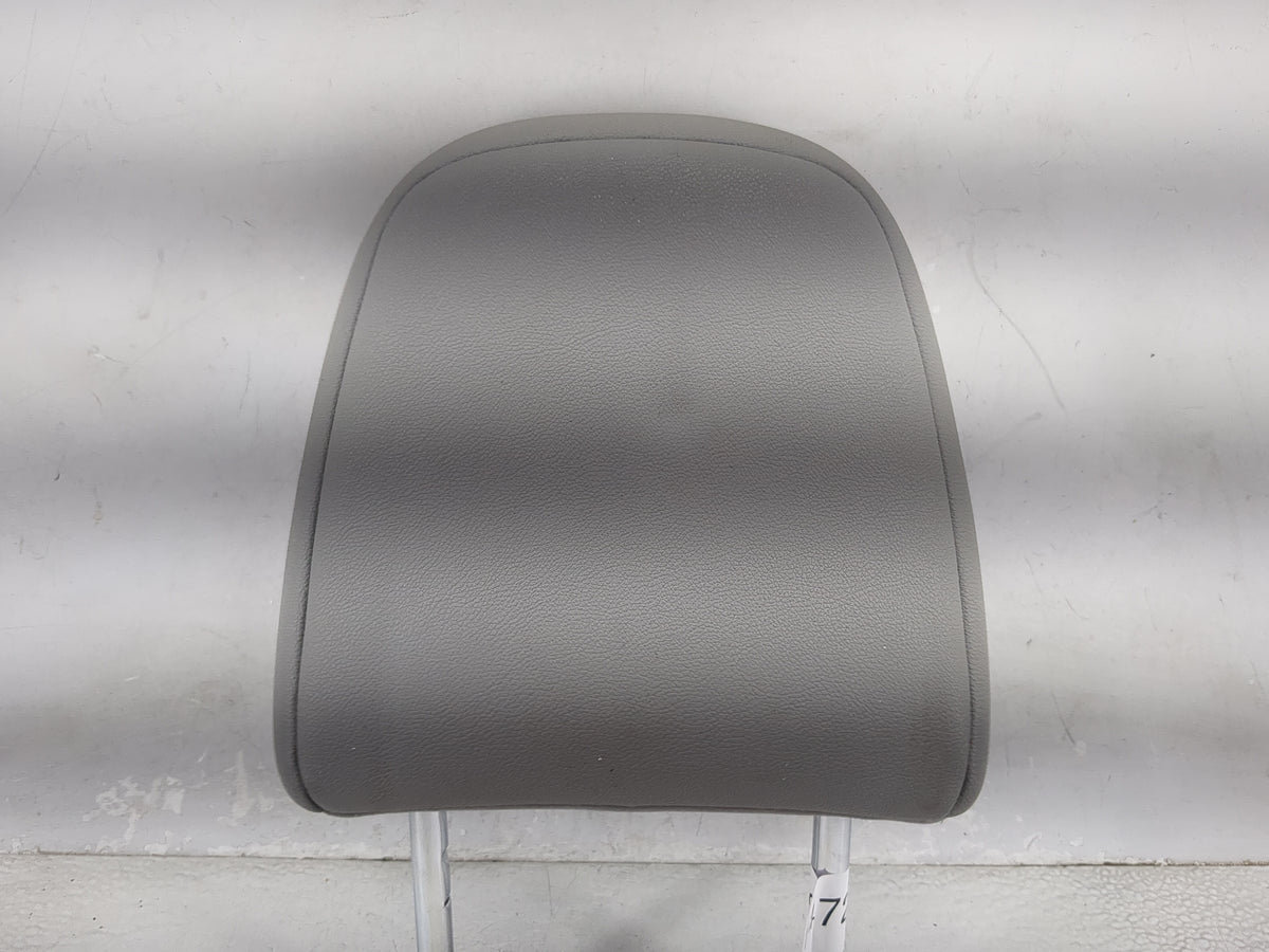 2019 Toyota Sienna Headrest Head Rest Front Driver Seat Grey 1472259 - Oemusedautoparts1.com