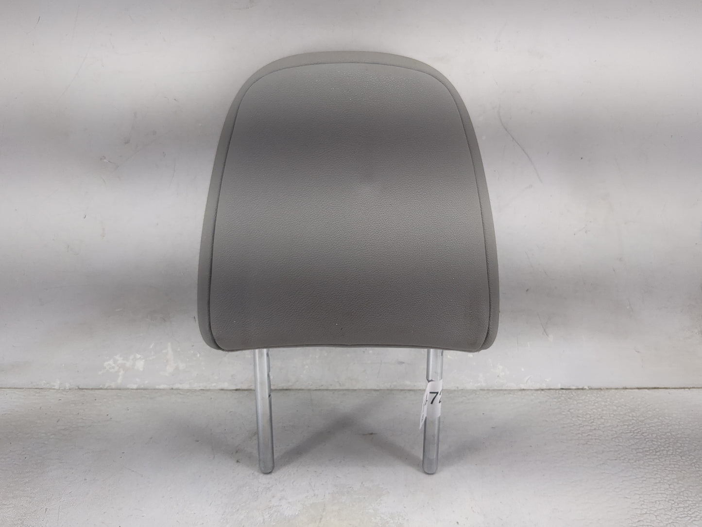 2012-2020 Toyota Sienna Headrest Head Rest Front Driver Seat Grey 1472259 - Oemusedautoparts1.com