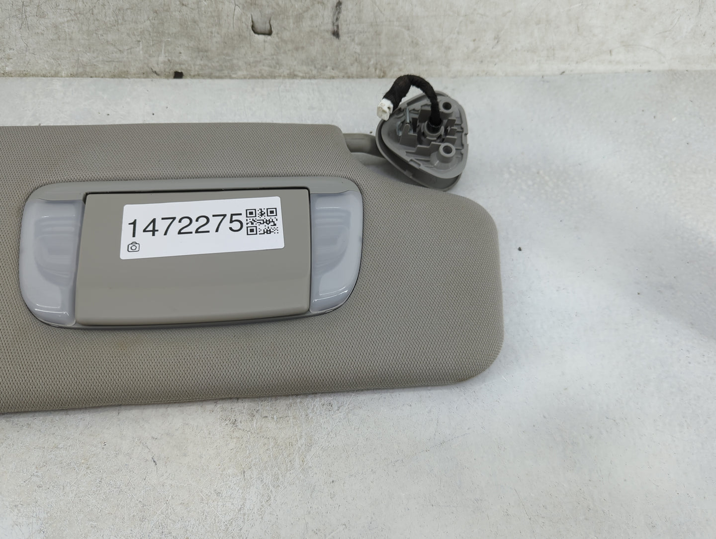 2015-2020 Toyota Sienna Sun Visor Shade Replacement Passenger Right Mirror Fits Fits 2015 2016 2017 2018 2019 2020 OEM Used 