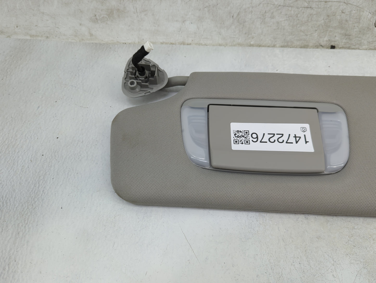 2015-2020 Toyota Sienna Sun Visor Shade Replacement Driver Left Mirror Fits Fits 2015 2016 2017 2018 2019 2020 OEM Used Auto