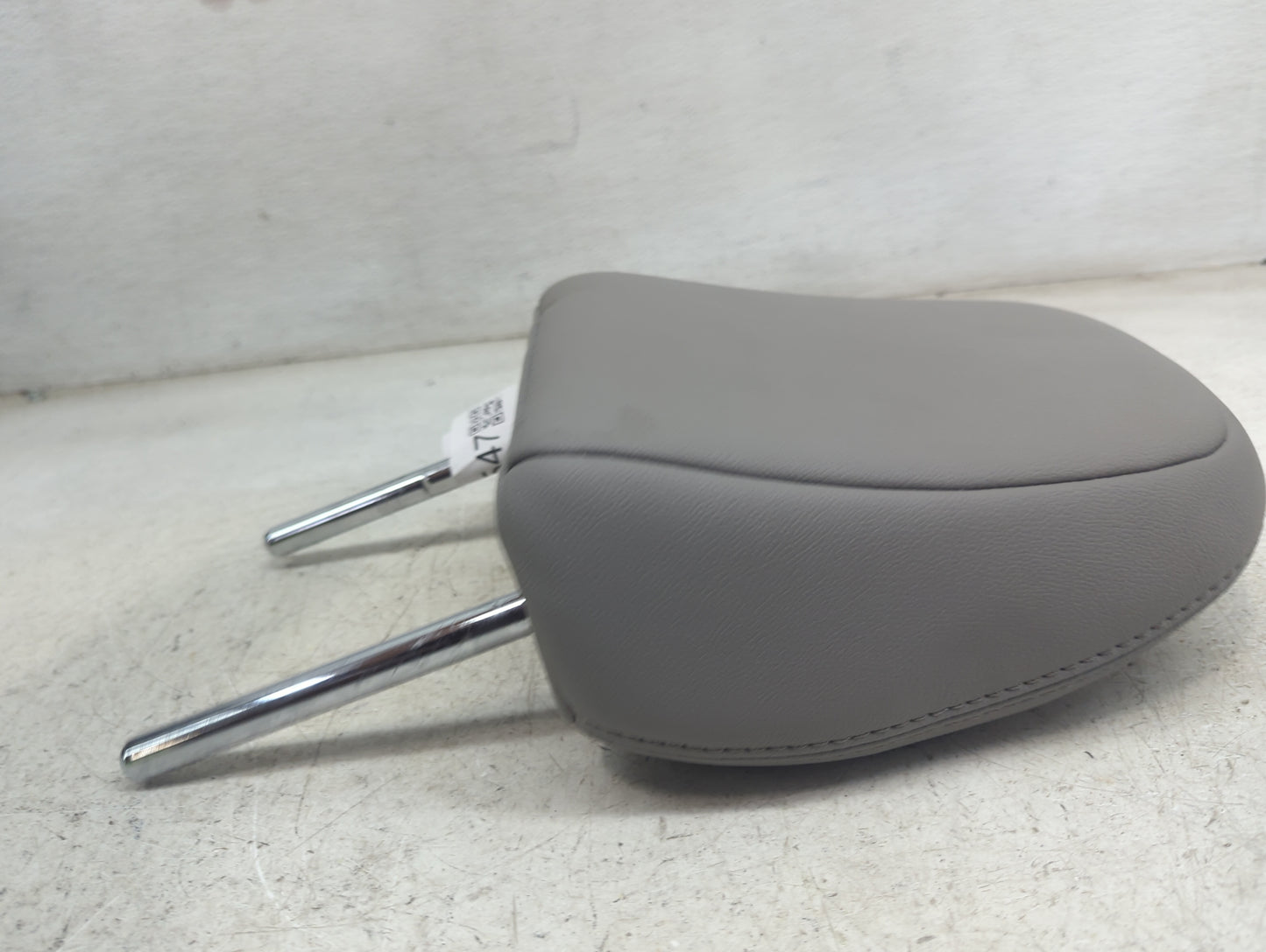 2019 Toyota Sienna Headrest Head Rest Front Driver Passenger Seat Fits OEM Used Auto Parts - Oemusedautoparts1.com
