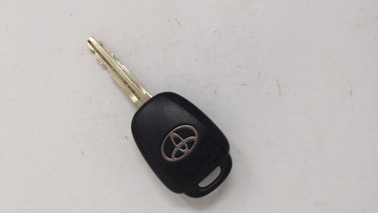 Toyota Keyless Entry Remote Fob Gq4-52t H Chip 4 Buttons - Oemusedautoparts1.com