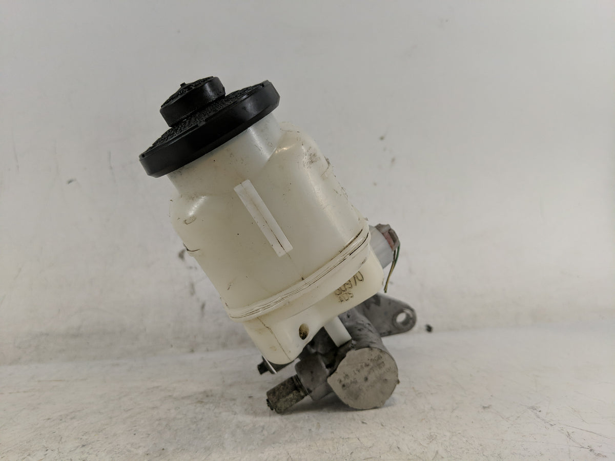 2009-2022 Toyota Tacoma Brake Master Cylinder 1220847 - Oemusedautoparts1.com