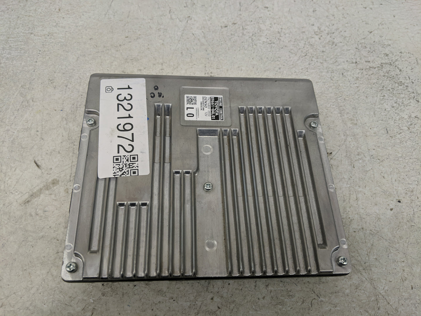 2018-2019 Toyota Tacoma PCM Engine Control Computer ECU ECM PCU OEM P/N:89661-04L01 Fits Fits 2018 2019 OEM Used Auto Parts 
