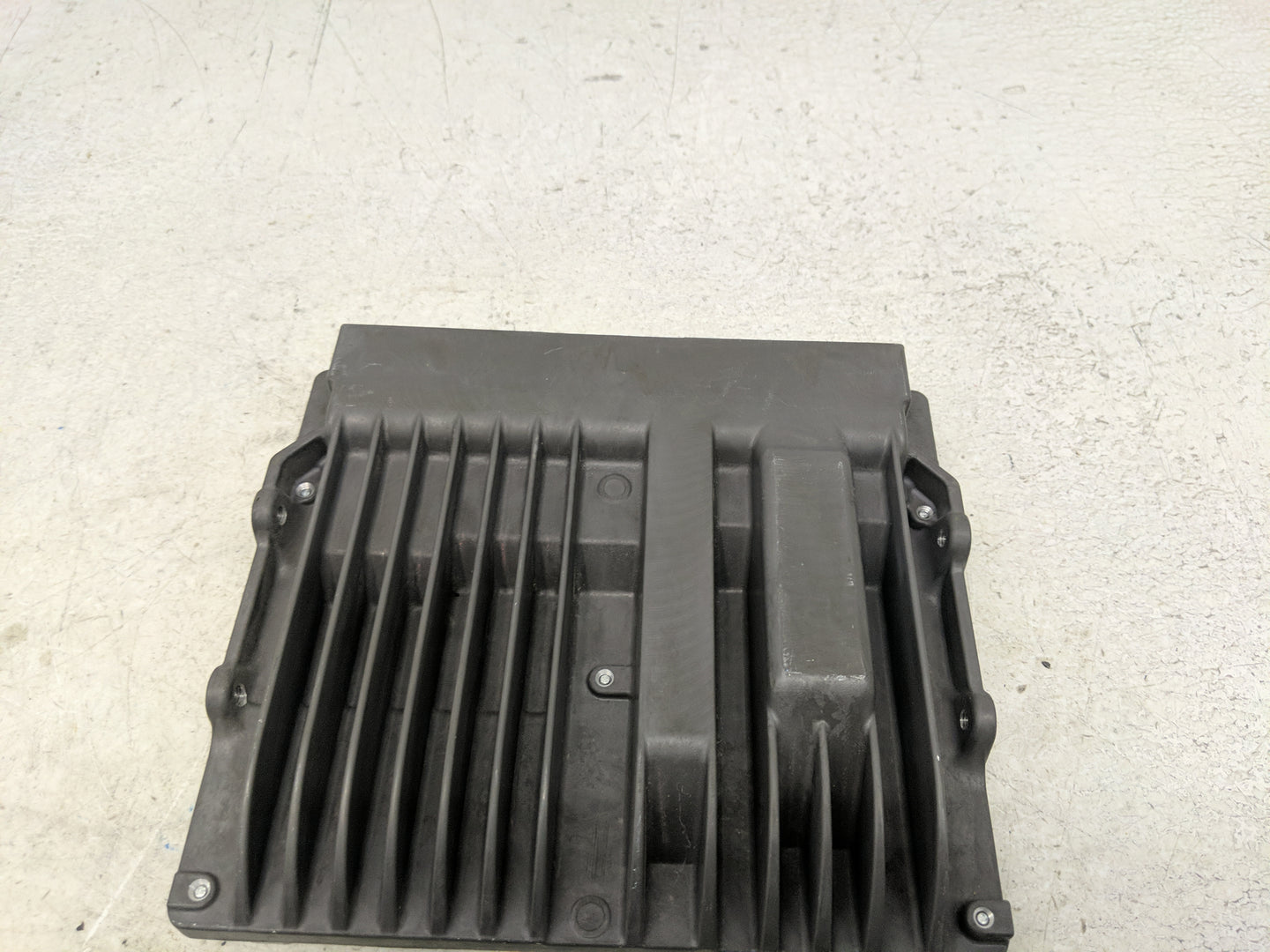 2018-2019 Toyota Tacoma PCM Engine Control Computer ECU ECM PCU OEM P/N:89661-04L01 Fits Fits 2018 2019 OEM Used Auto Parts 