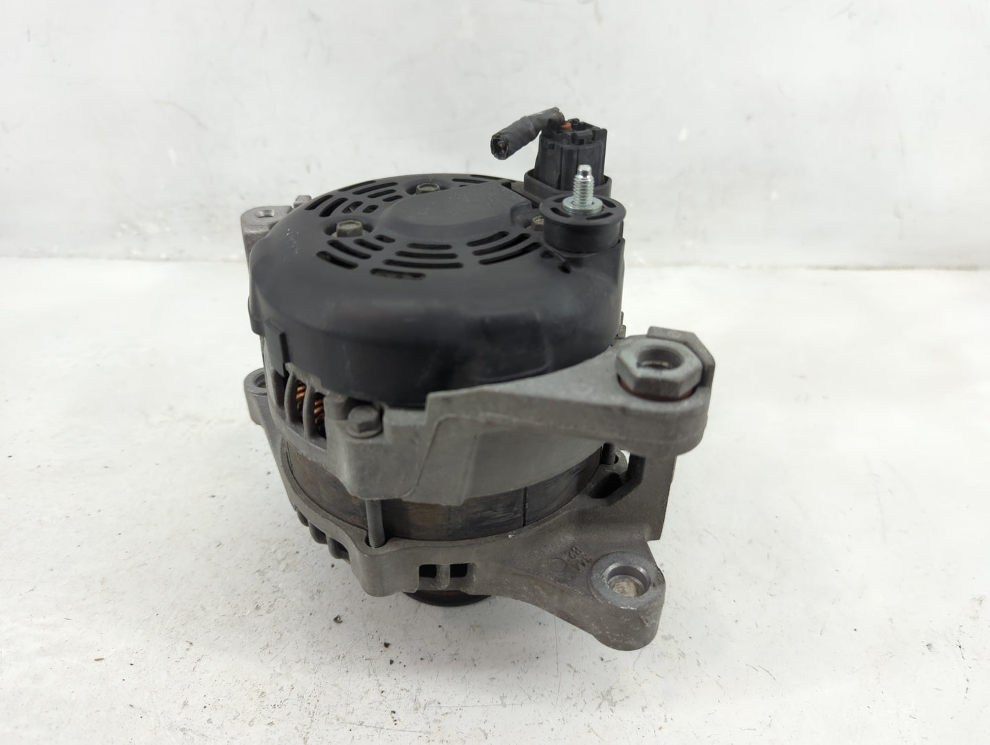 2016-2022 Toyota Tacoma Alternator Replacement Generator Charging Assembly Engine OEM P/N:104211-3761 27060-0P350 Fits OEM U