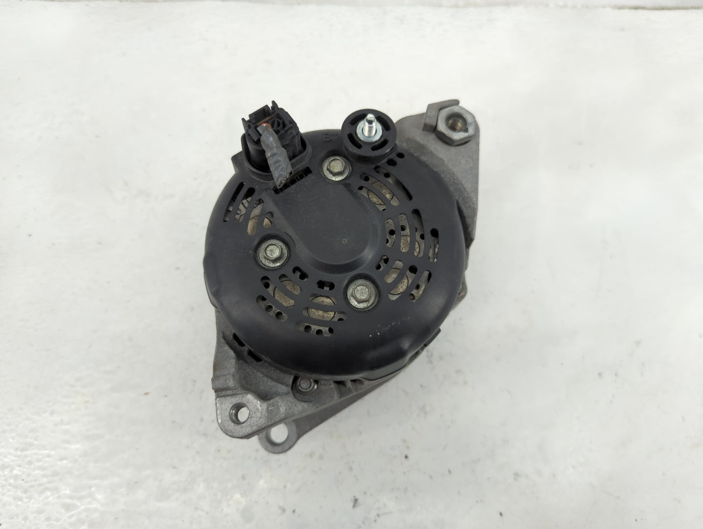 2016-2022 Toyota Tacoma Alternator Replacement Generator Charging Assembly Engine OEM P/N:104211-3761 27060-0P350 Fits OEM U