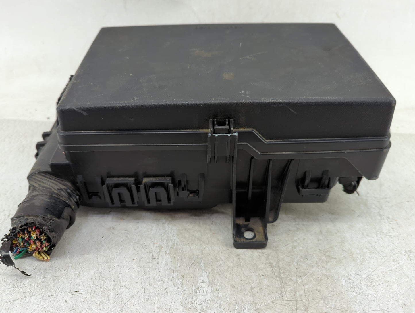 2016-2022 Toyota Tacoma Fusebox Fuse Box Panel Relay Module Fits Fits 2016 2017 2018 2019 2020 2021 2022 OEM Used Auto Parts