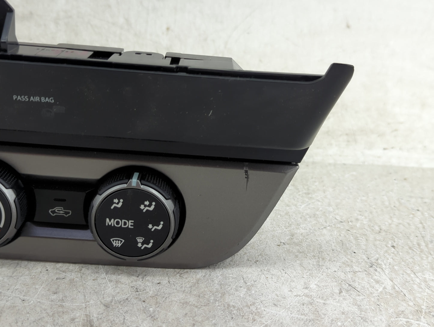 2019 Toyota Tacoma Climate Control Module Temperature AC/Heater Replacement P/N:75H595 Fits OEM Used Auto Parts - Oemusedaut