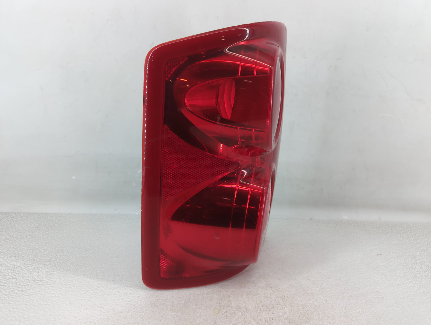 2016-2022 Toyota Tacoma Tail Light Assembly Driver Left OEM P/N:55077605AD Fits Fits 2016 2017 2018 2019 2020 2021 2022 OEM 