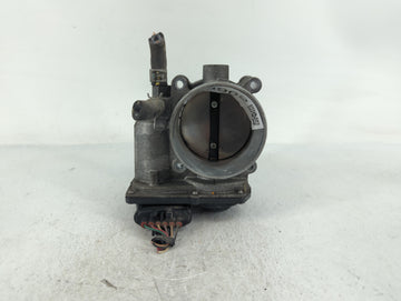 2016-2022 Toyota Tacoma Throttle Body P/N:22030-0P060 Fits Fits 2016 2017 2018 2019 2020 2021 2022 OEM Used Auto Parts - Oem