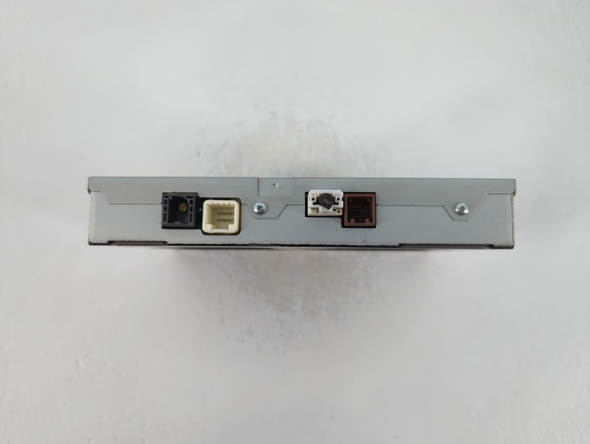 2018-2022 Toyota Tacoma Am Fm Cd Player Radio Receiver - Oemusedautoparts1.com