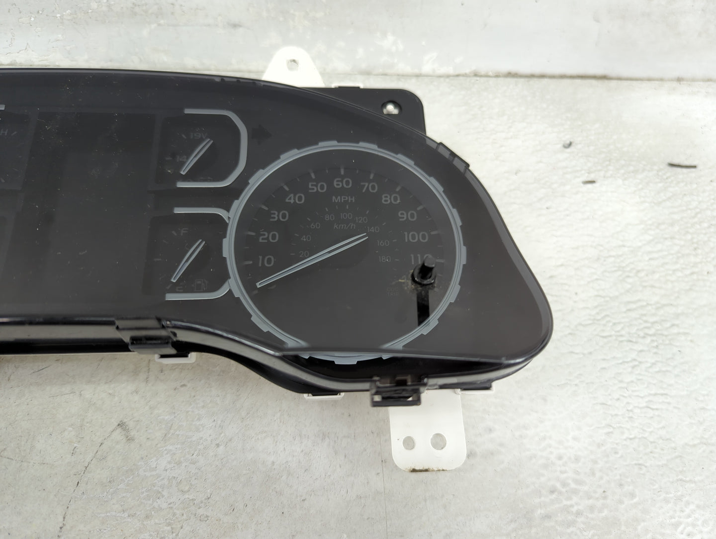 2018-2021 Toyota Tundra Instrument Cluster Speedometer Gauges Miles: Fits Fits 2018 2019 2020 2021 OEM Used Auto Parts - Oem