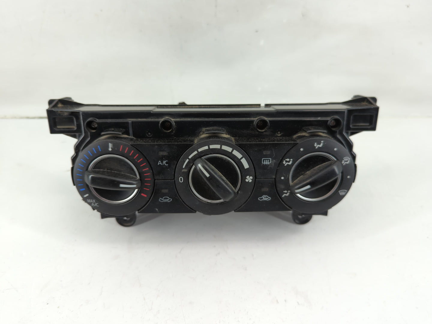 2016-2020 Toyota Yaris Climate Control Module Temperature AC/Heater Replacement Fits Fits 2016 2017 2018 2019 2020 OEM Used 