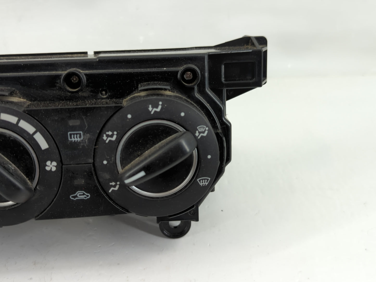 2016-2020 Toyota Yaris Climate Control Module Temperature AC/Heater Replacement Fits Fits 2016 2017 2018 2019 2020 OEM Used 
