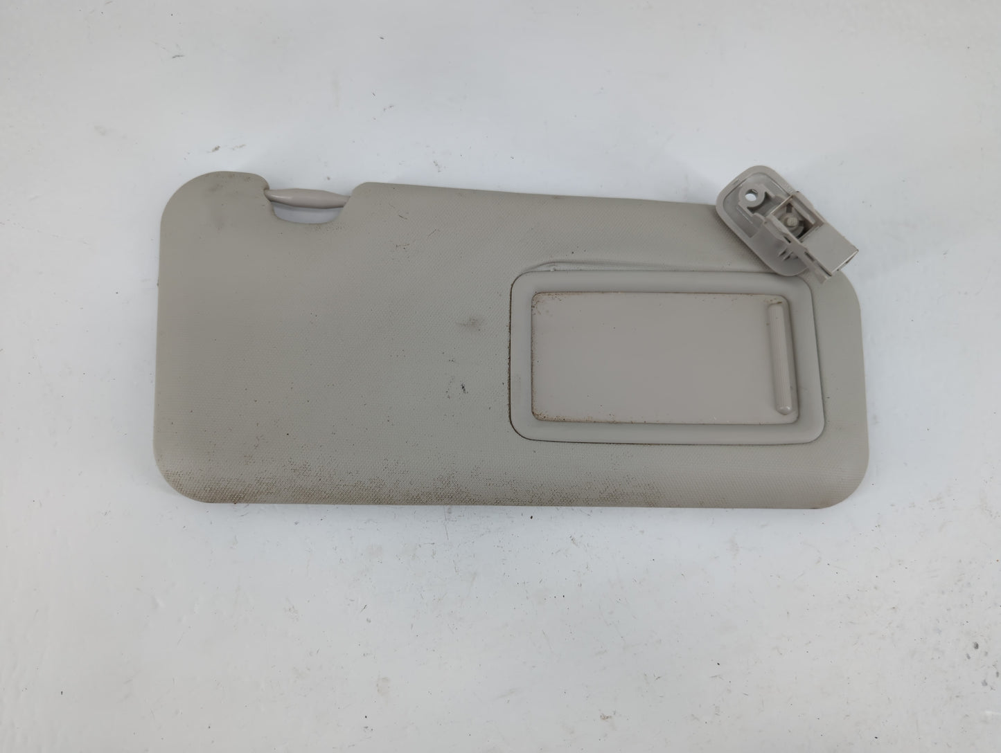 2019-2020 Toyota Yaris Sun Visor Shade Replacement Passenger Right Mirror Fits Fits 2019 2020 OEM Used Auto Parts - Oemuseda