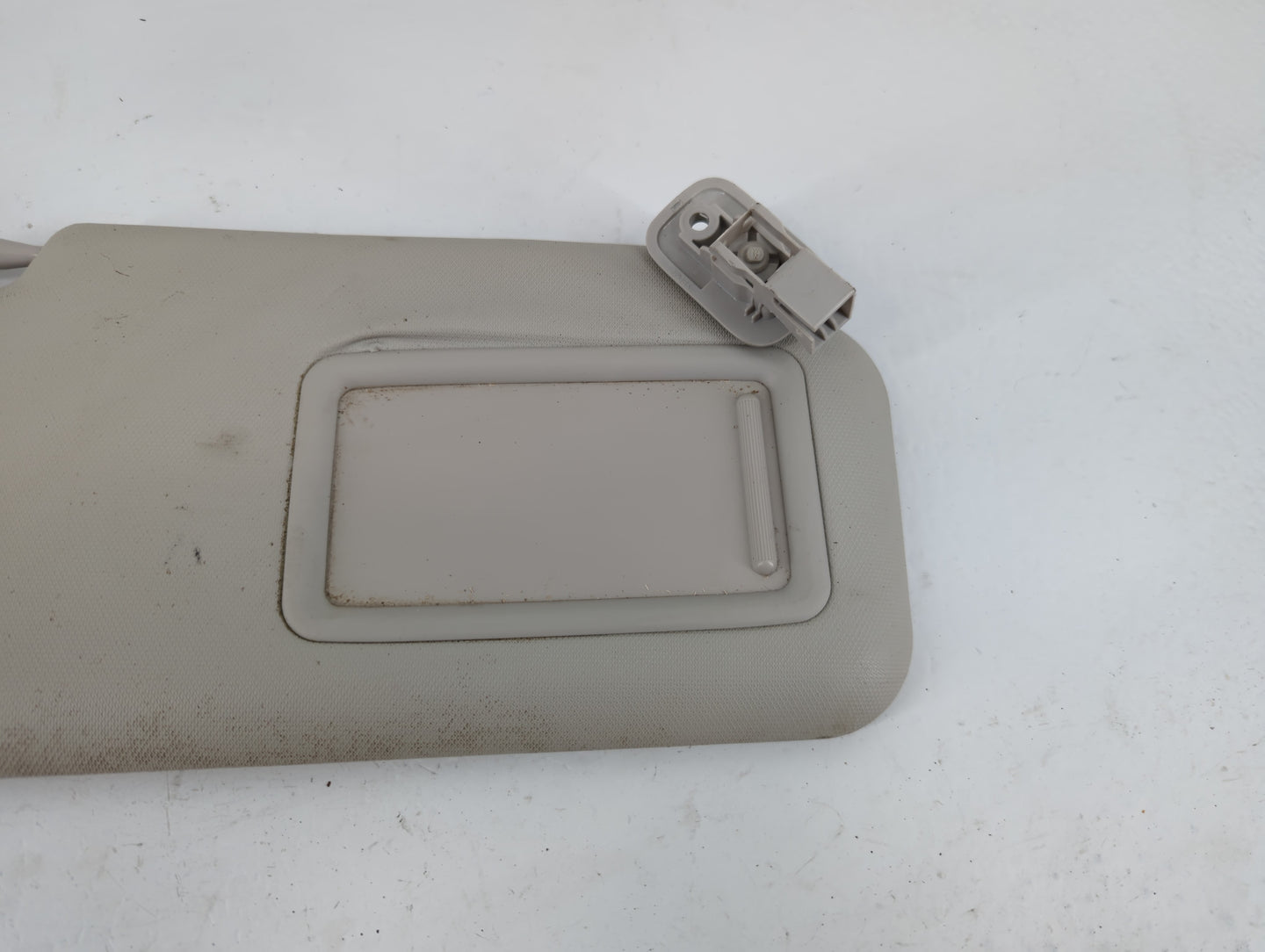 2019-2020 Toyota Yaris Sun Visor Shade Replacement Passenger Right Mirror Fits Fits 2019 2020 OEM Used Auto Parts - Oemuseda