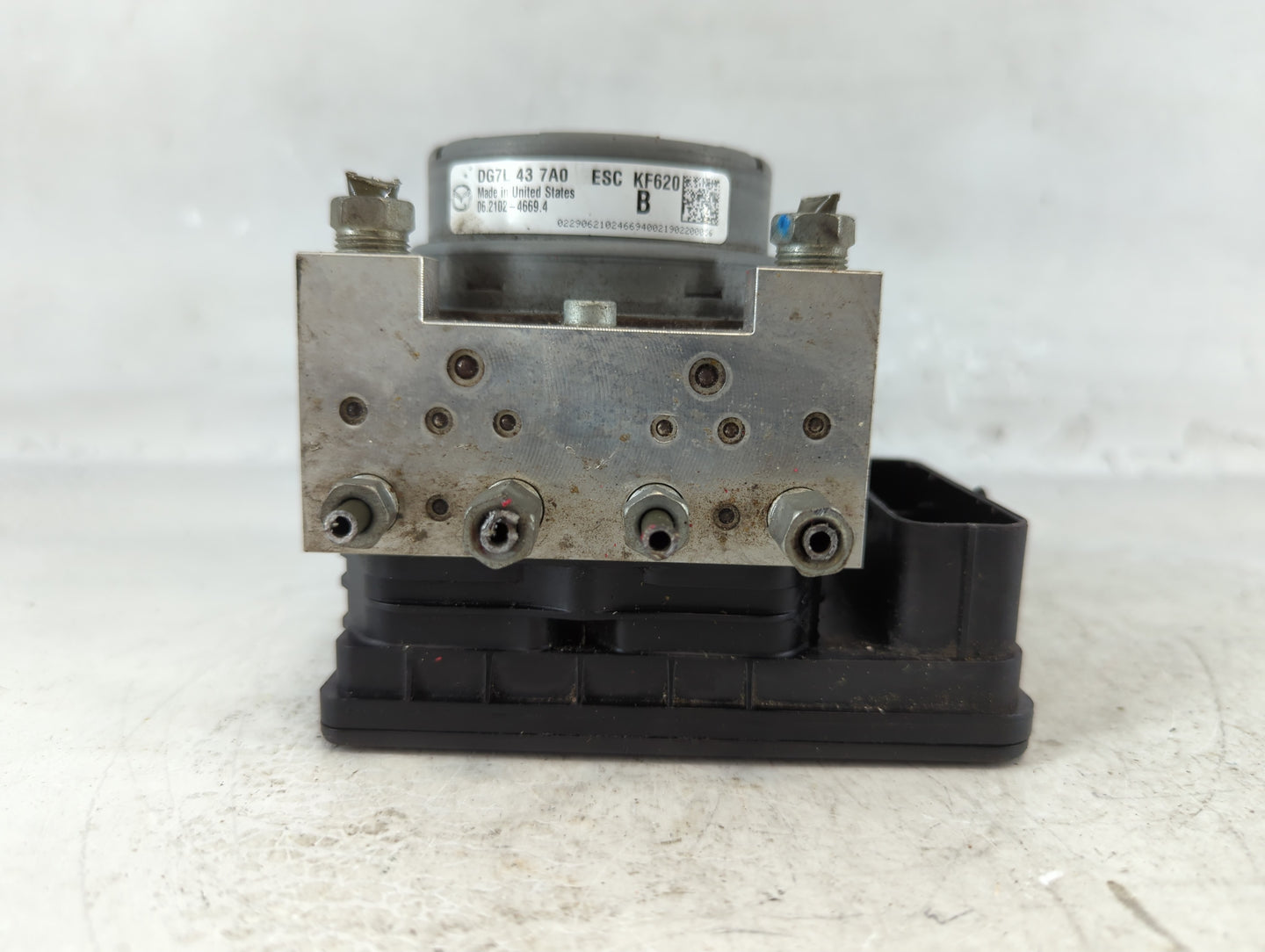 2018-2020 Toyota Yaris ABS Pump Control Module Replacement P/N:DG7L 43 7A0 Fits Fits 2018 2019 2020 OEM Used Auto Parts - Oe