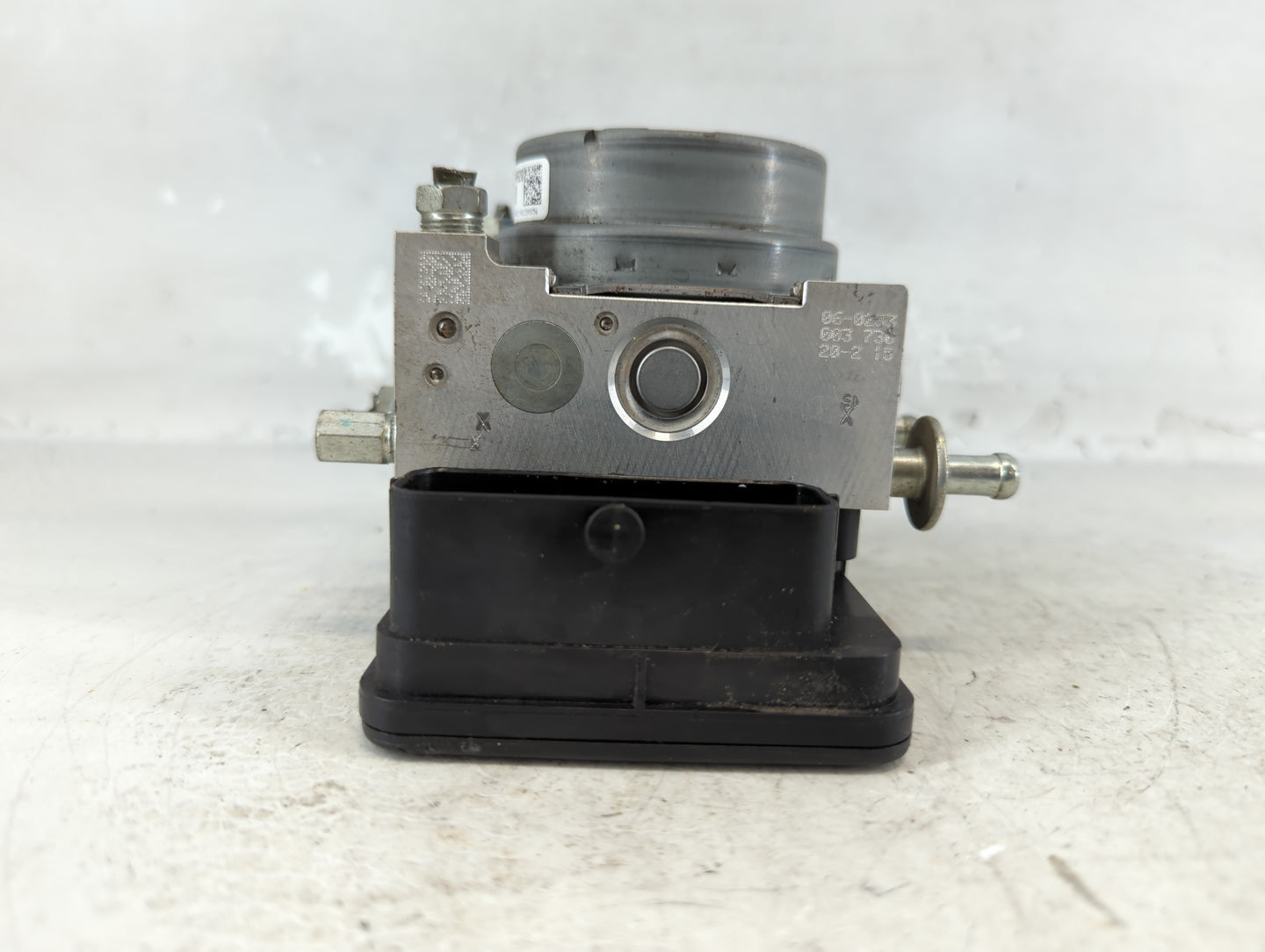 2018-2020 Toyota Yaris ABS Pump Control Module Replacement P/N:DG7L 43 7A0 Fits Fits 2018 2019 2020 OEM Used Auto Parts - Oe