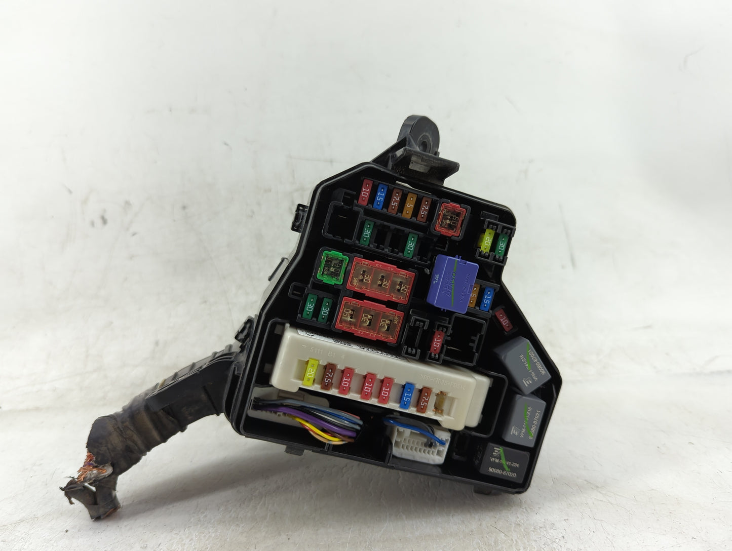 2012-2019 Toyota Yaris Fusebox Fuse Box Panel Relay Module Fits Fits 2012 2013 2014 2015 2016 2017 2018 2019 OEM Used Auto P