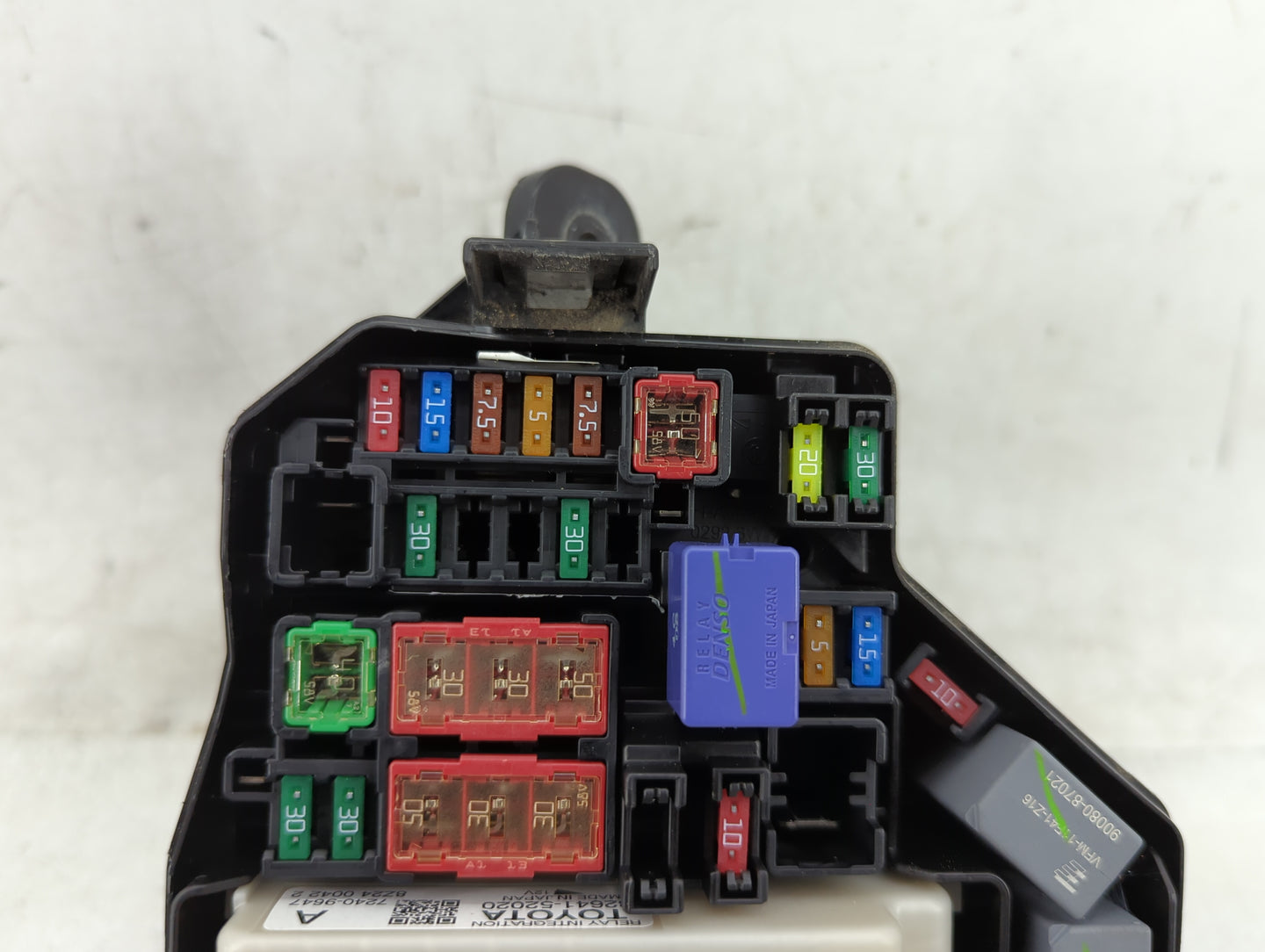 2012-2019 Toyota Yaris Fusebox Fuse Box Panel Relay Module Fits Fits 2012 2013 2014 2015 2016 2017 2018 2019 OEM Used Auto P