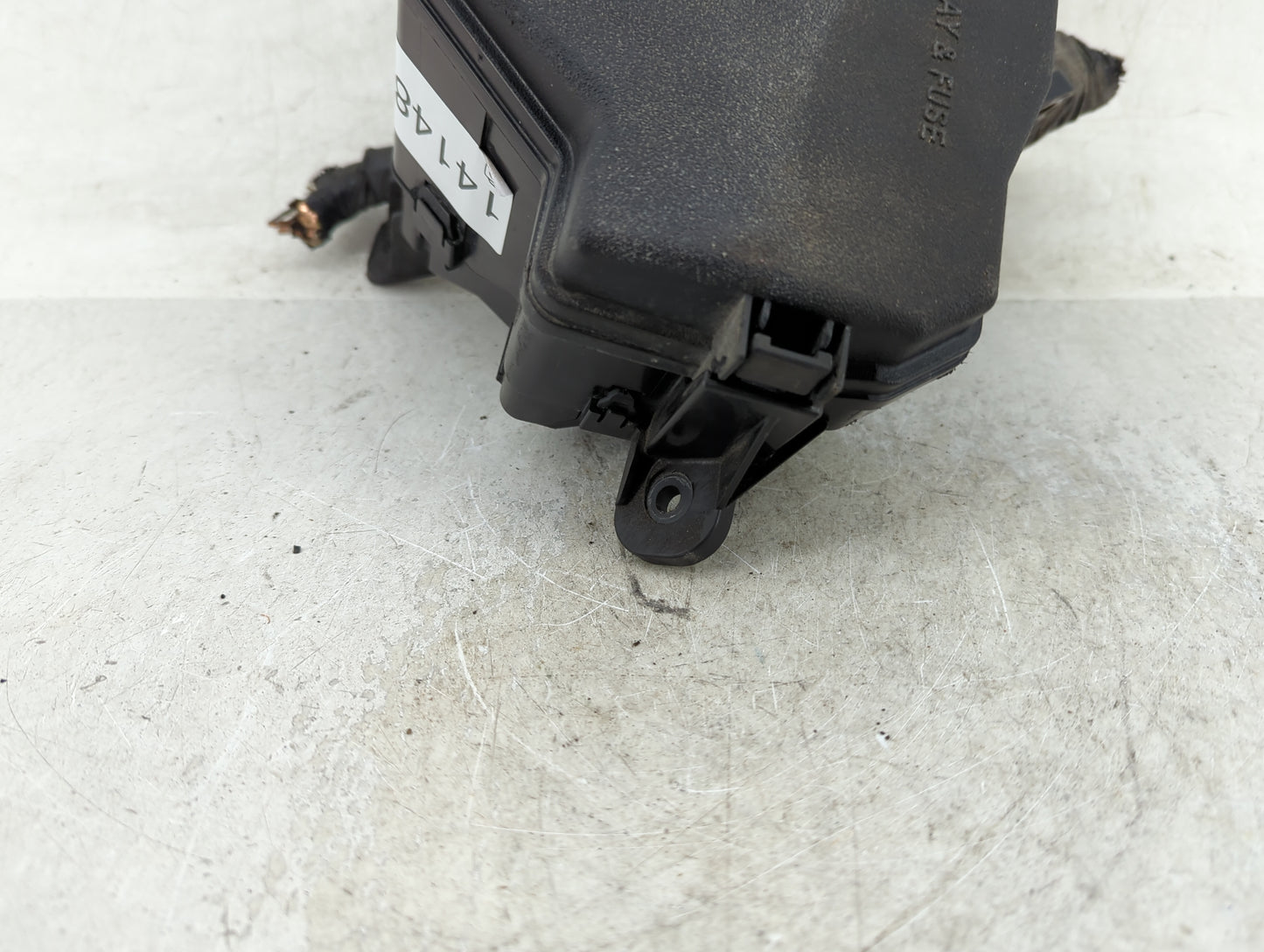 2012-2019 Toyota Yaris Fusebox Fuse Box Panel Relay Module Fits Fits 2012 2013 2014 2015 2016 2017 2018 2019 OEM Used Auto P