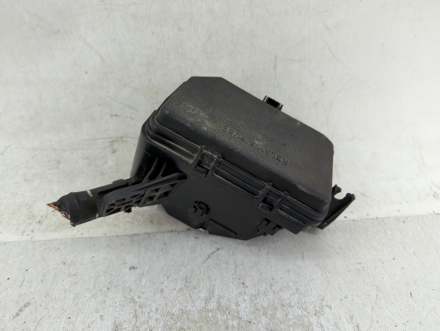 2012-2019 Toyota Yaris Fusebox Fuse Box Panel Relay Module Fits Fits 2012 2013 2014 2015 2016 2017 2018 2019 OEM Used Auto P