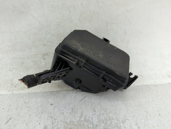 compare product 2012-2019 Toyota Yaris Fusebox Fuse Box Panel Relay Module Fits Fits 2012 2013 2014 2015 2016 2017 2018 2019 OEM Used Auto Parts