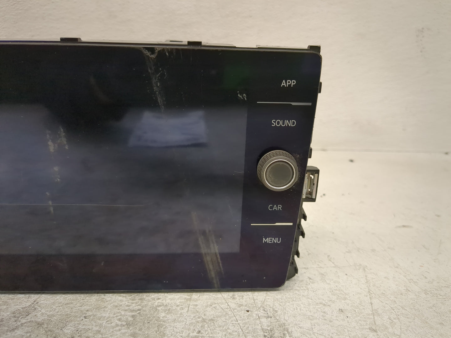 Volkswagen Atlas Information Display Screen - Oemusedautoparts1.com