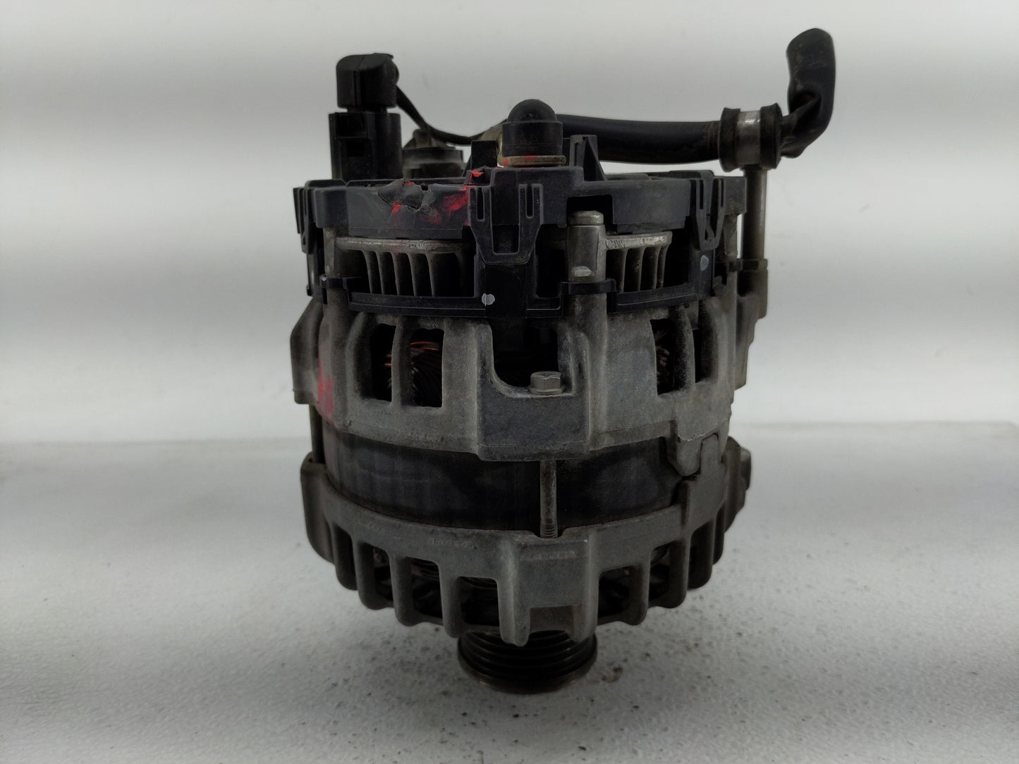 2018-2020 Volkswagen Atlas Alternator Replacement Generator Charging Assembly Engine OEM P/N:03H 903 023 Q Fits OEM Used Aut