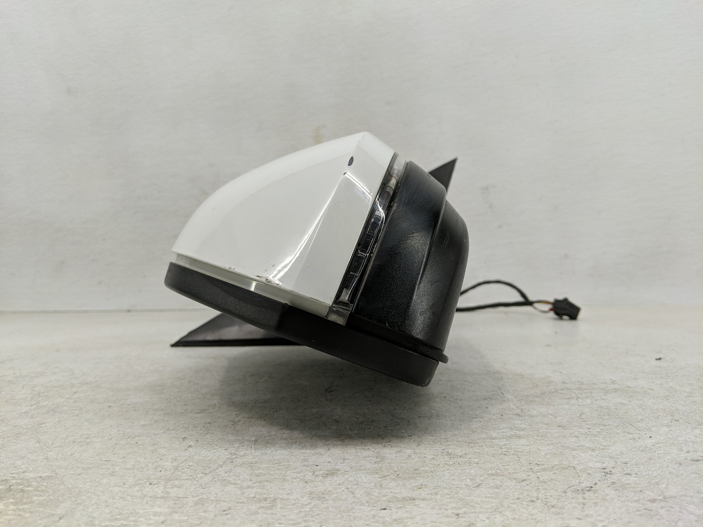 2019 Volkswagen Atlas Passenger Side View Mirror - Right Door Mirror OEM Used - Oemusedautoparts1.com
