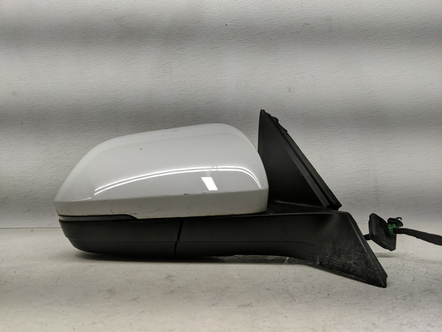 2019 Volkswagen Atlas Passenger Side View Mirror - Right Door Mirror OEM Used - Oemusedautoparts1.com
