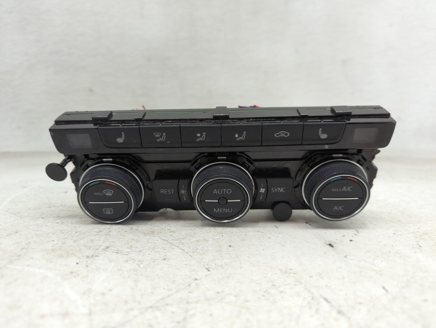 2019 Volkswagen Atlas Climate Control Module Temperature AC/Heater Replacement Fits OEM Used Auto Parts - Oemusedautoparts1.