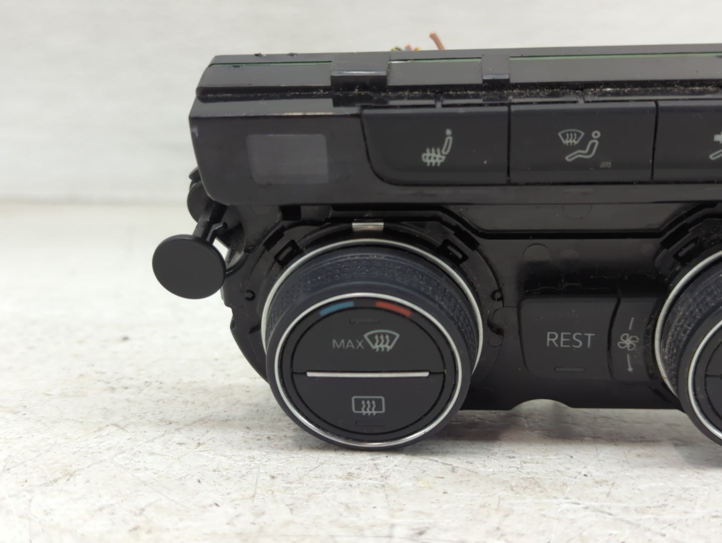 2019 Volkswagen Atlas Climate Control Module Temperature AC/Heater Replacement Fits OEM Used Auto Parts - Oemusedautoparts1.