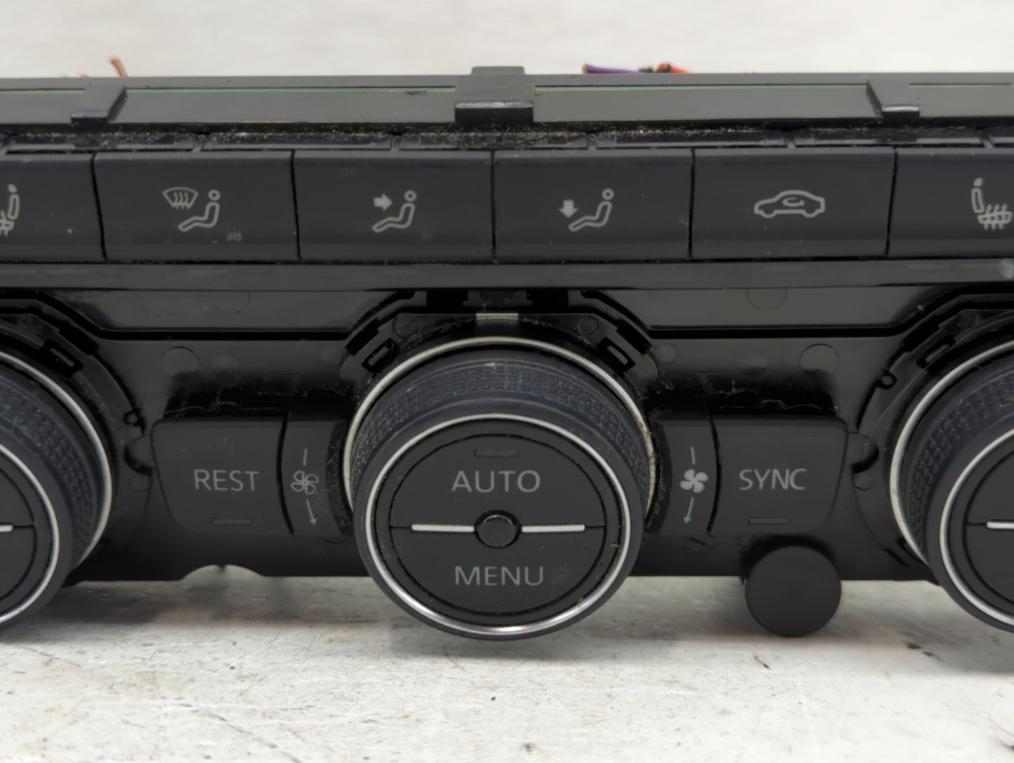 2019 Volkswagen Atlas Climate Control Module Temperature AC/Heater Replacement Fits OEM Used Auto Parts - Oemusedautoparts1.