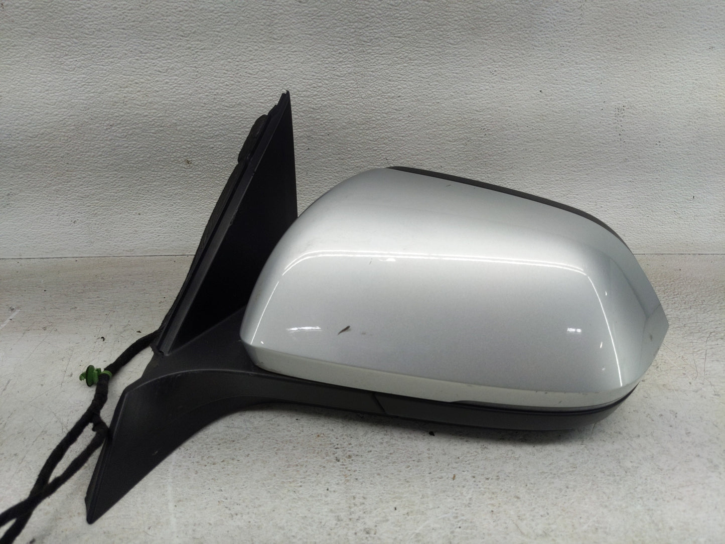 2019 Volkswagen Atlas Driver Side View Mirror - Left Door Mirror OEM Used - Oemusedautoparts1.com