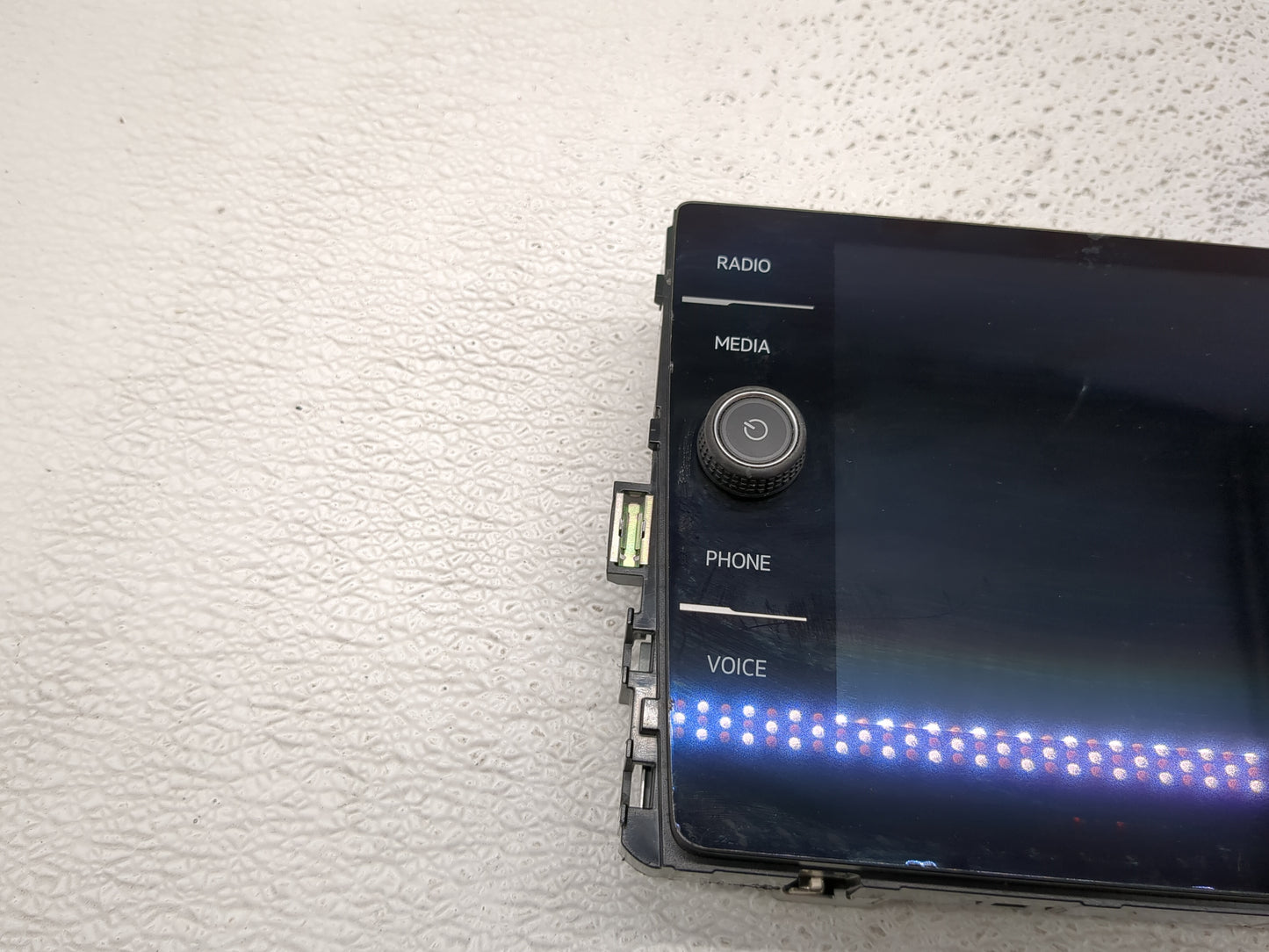 Volkswagen Atlas Information Display Screen - Oemusedautoparts1.com