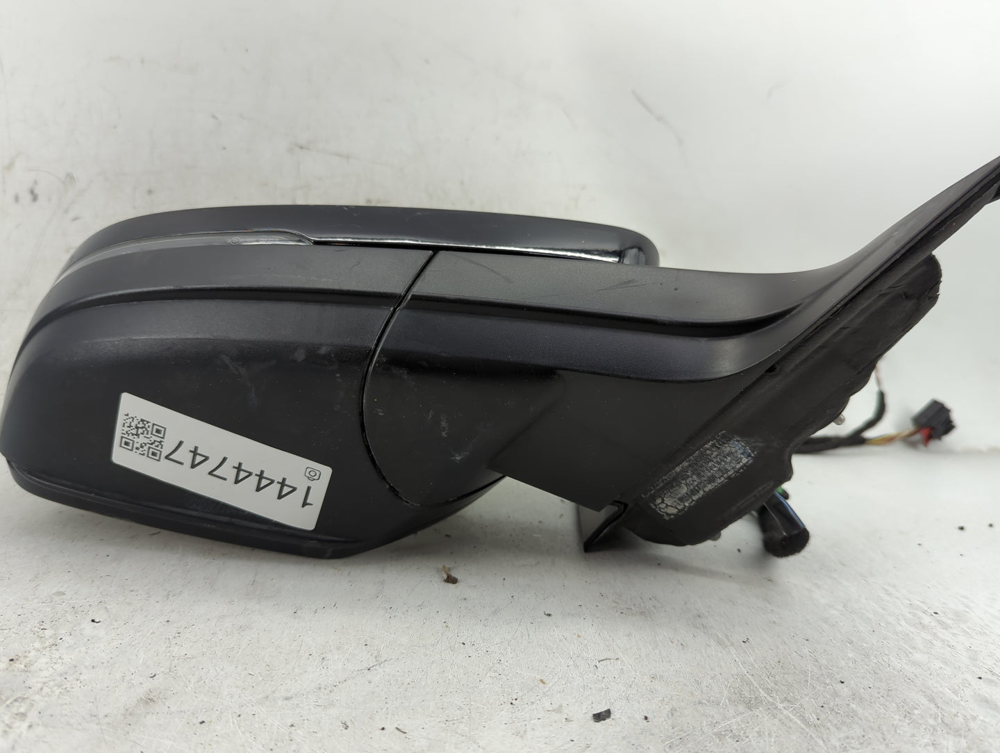 2019 Volkswagen Atlas Passenger Side View Mirror - Right Door Mirror OEM Used - Oemusedautoparts1.com